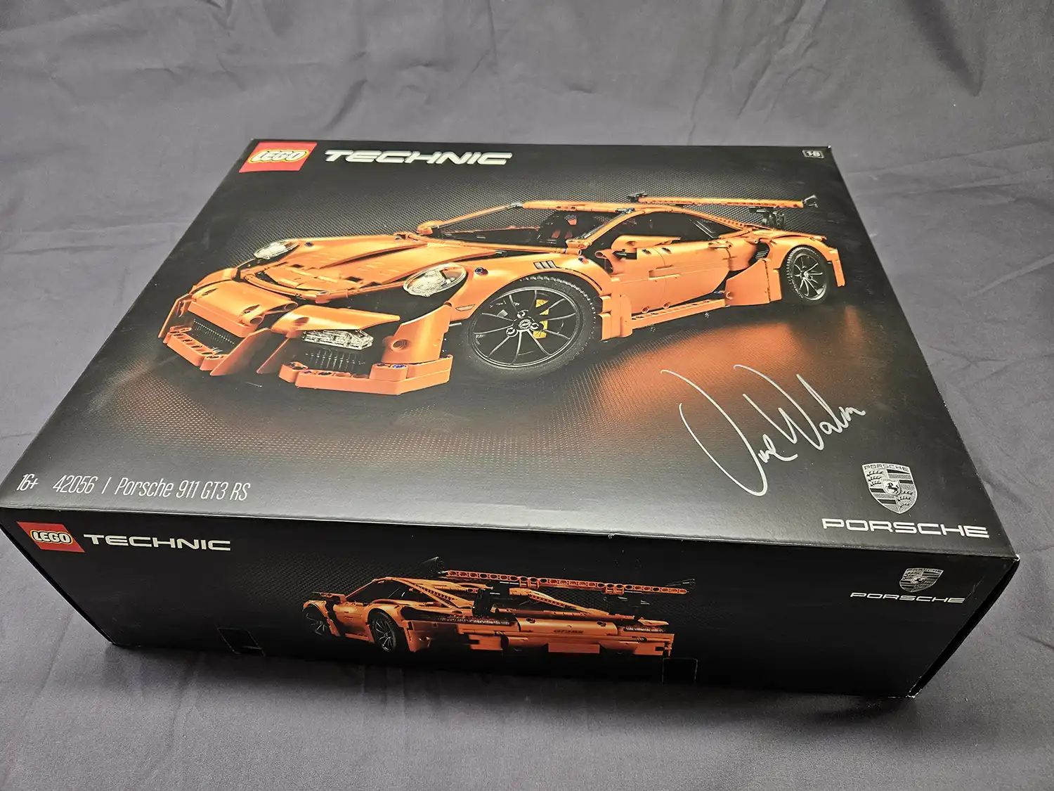 Ridiculous Item - LEGO Technic Porsche 911 GT3 RS
